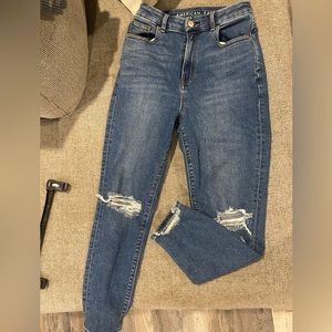 American Eagle curvy mom jeans size 0 short
